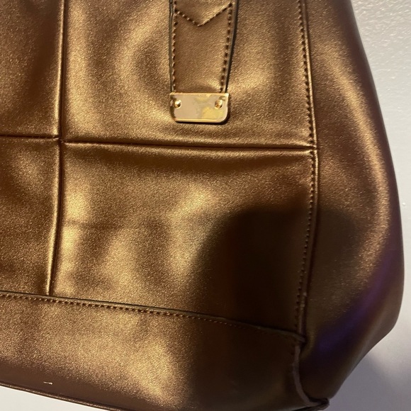 Brown Shoulder Bag - Picture 4 of 15